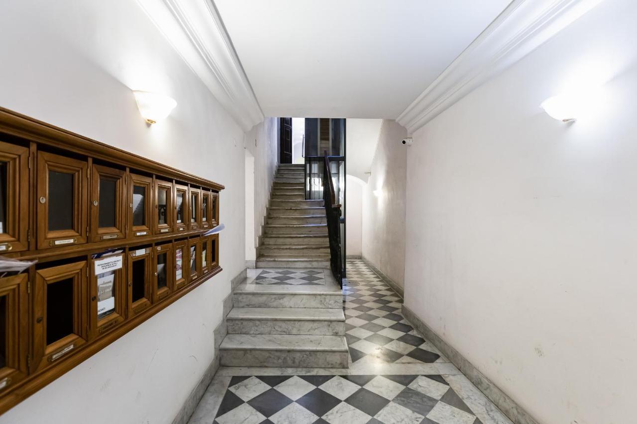 Trevi Fountain Modern Apartment Roma Ngoại thất bức ảnh